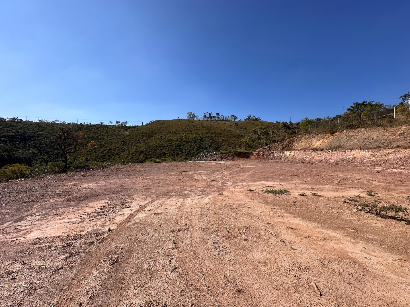 Terreno, Dona Catarina, Mairinque - R$ 450 mil, Cod: TE-381