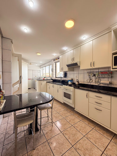 Apartamento no Santo Inácio com 3 dormitórios e sala ampla - Foto 11