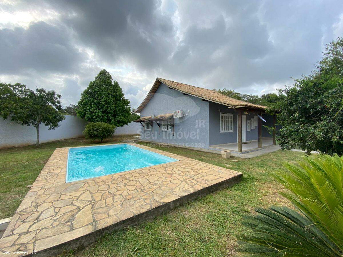 Casa em Japão, Araruama