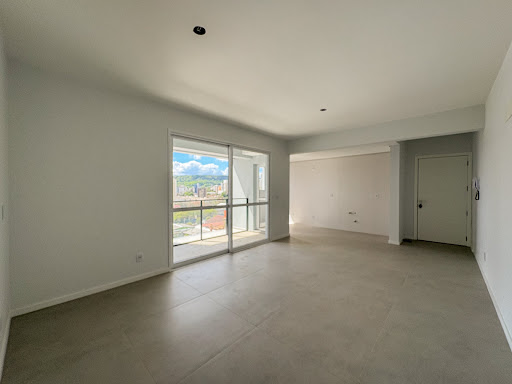 Apartamento no Edifício Gaudí com 2 dormitórios, 1 suíte - Foto 4