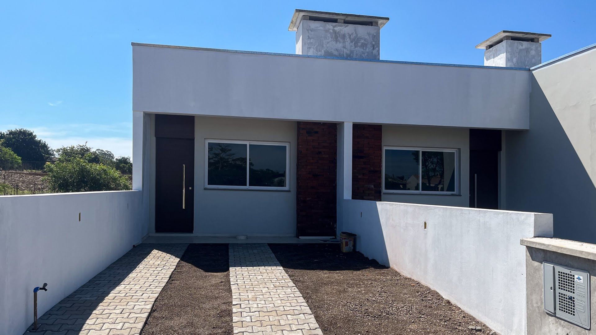 Geminado em Linha Santa Cruz com 2 dormitórios e 1 suíte