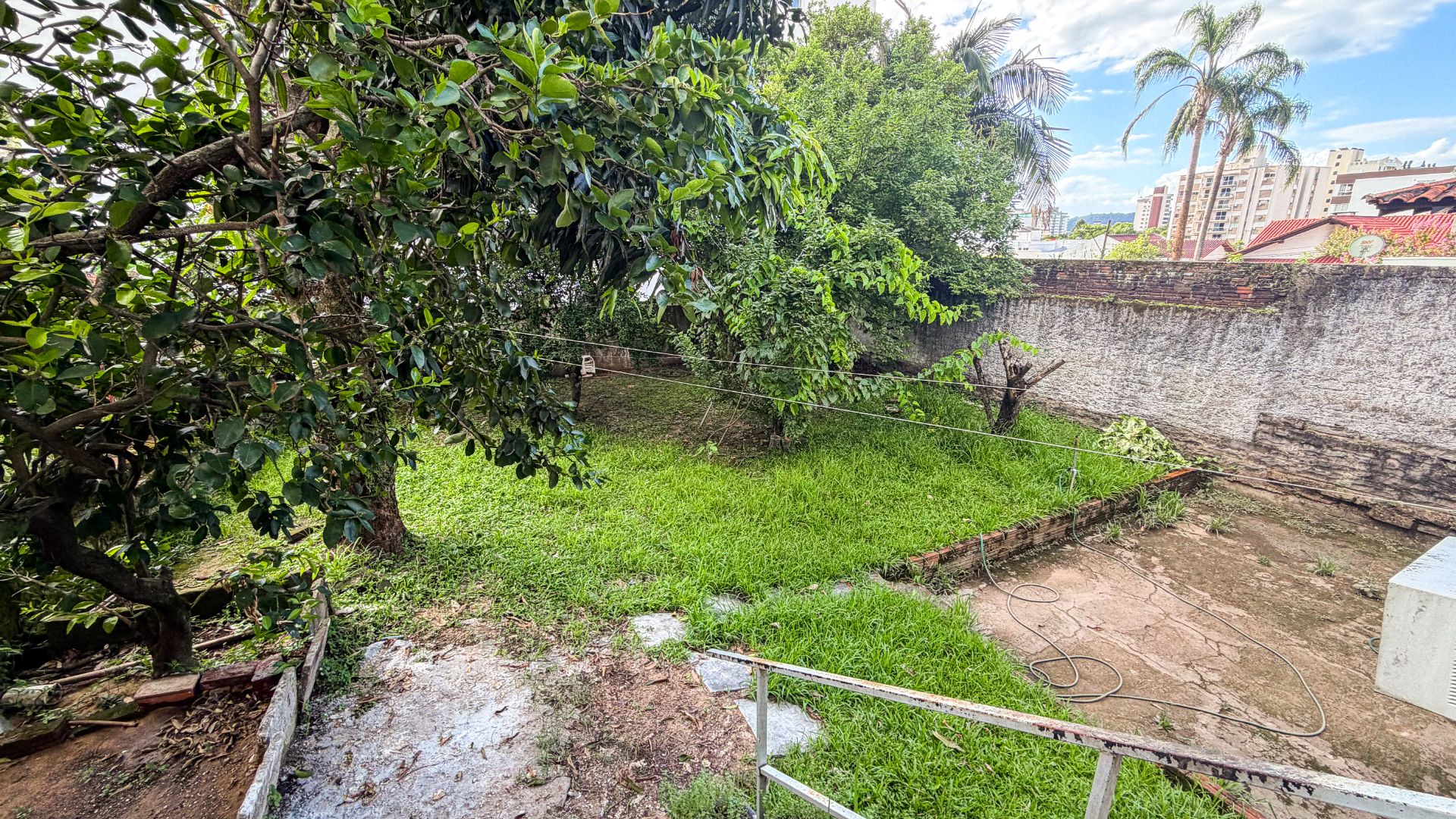 Casa no Higienópolis com 3 dormitórios e pátio amplo - Foto 11