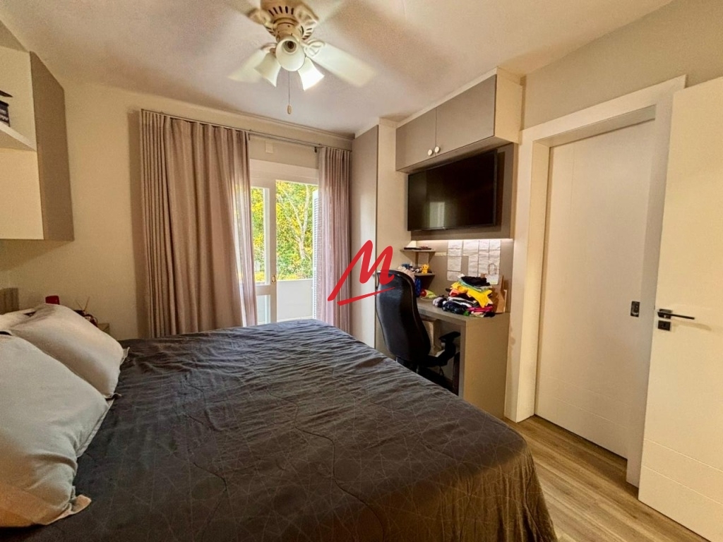 Belíssimo duplex com pátio - Foto 16