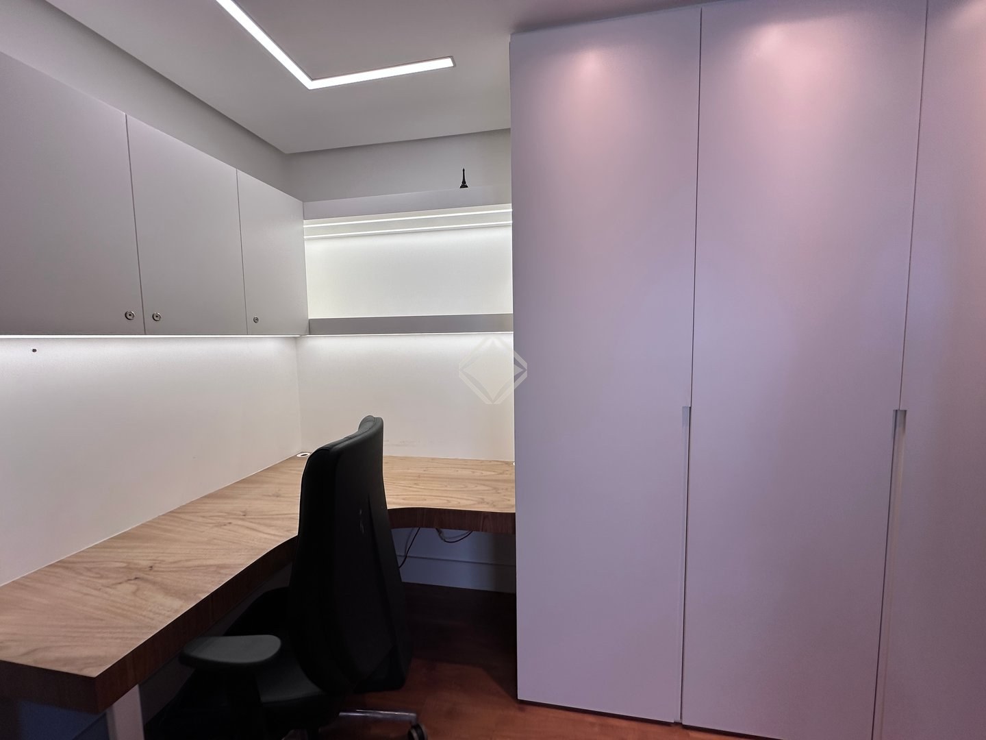 Alto Padrão Mobiliado em São Pelegrino | 3 Suítes e 3 Vagas — foto 13