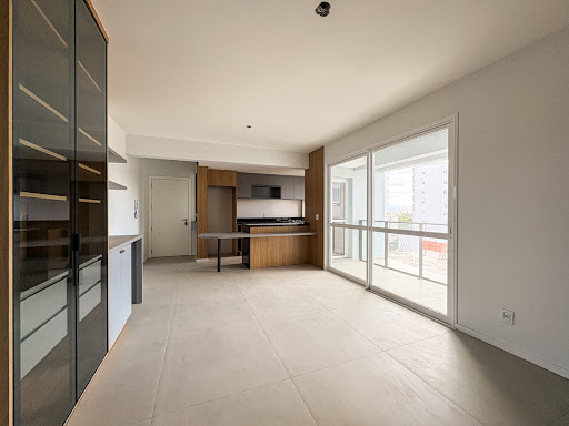 Apartamento no Edifício Residencial Gaudi com 2 dormitórios, sendo 1 suíte