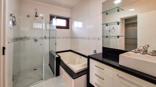 Casa de Condomínio em Higienópolis, 4 Dormitórios e Suíte - Foto 17