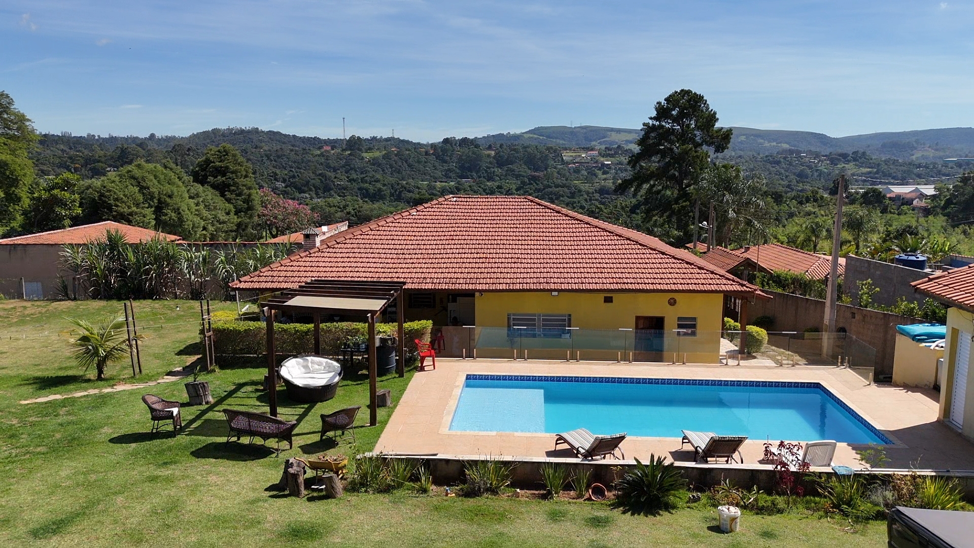 Chácara com 3 quartos, Dona Catarina, Mairinque - R$ 599 mil, Cod: CH-1012