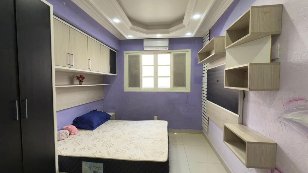 Casa Ampla com Piscina, Área Gourmet e Garagem para 6 Carros — foto 12