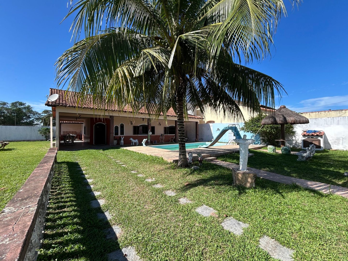 Casa em Paraty, Araruama