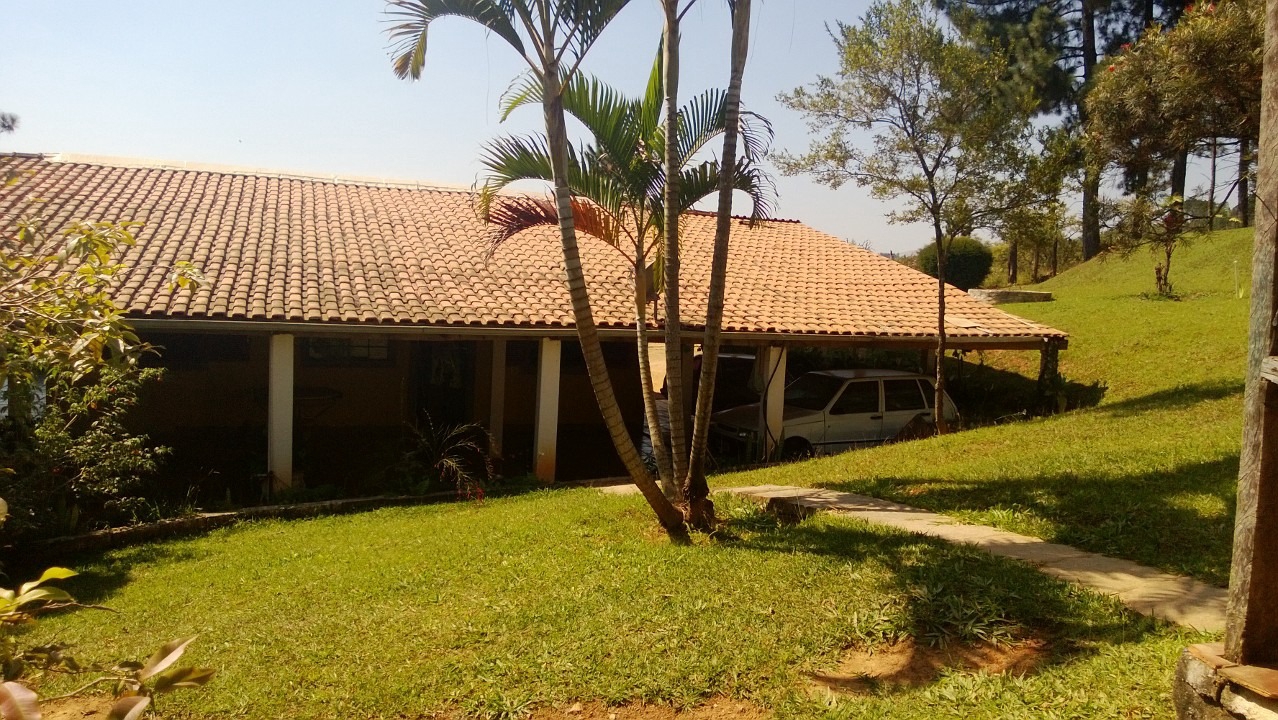 Chácara com 4 dorms, Dona Catarina, Mairinque!