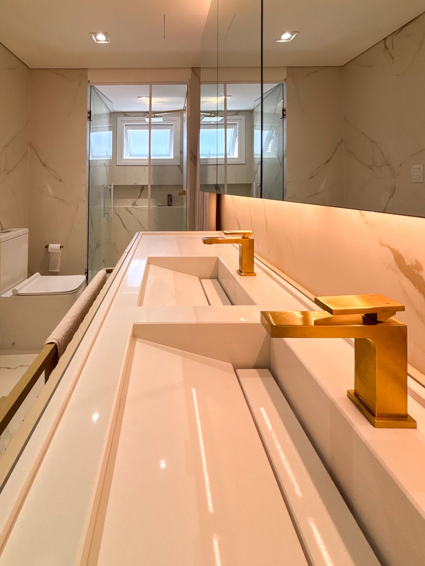 Apartamento amplo e mobiliado com 3 suítes no Munchen - Foto 21