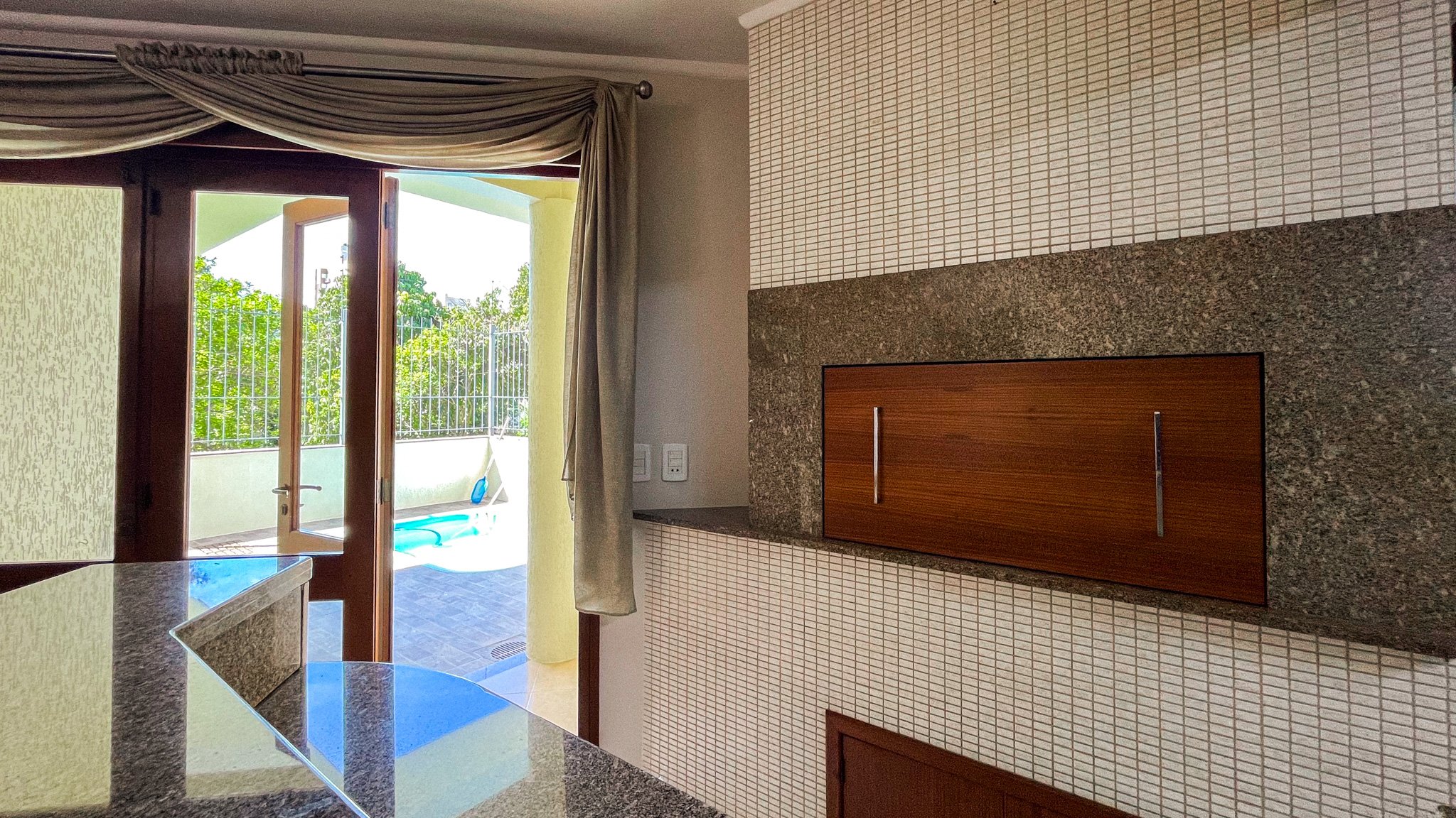 Casa no Centro com 3 suítes e piscina privativa - Foto 11