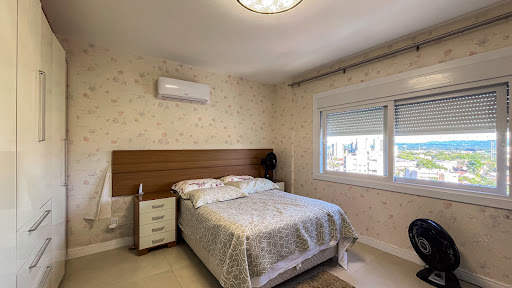Apartamento no Centro com 2 suítes e sacada ampla - Foto 11