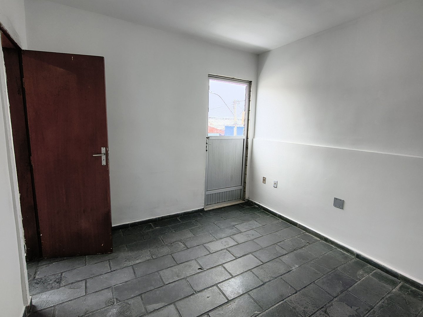 Casa com 4/4 no centro - Locação  - Foto 29