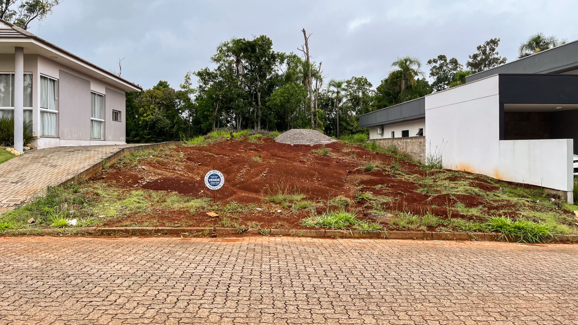 Terreno no Residencial Royal Country com 398 m² - Foto 7