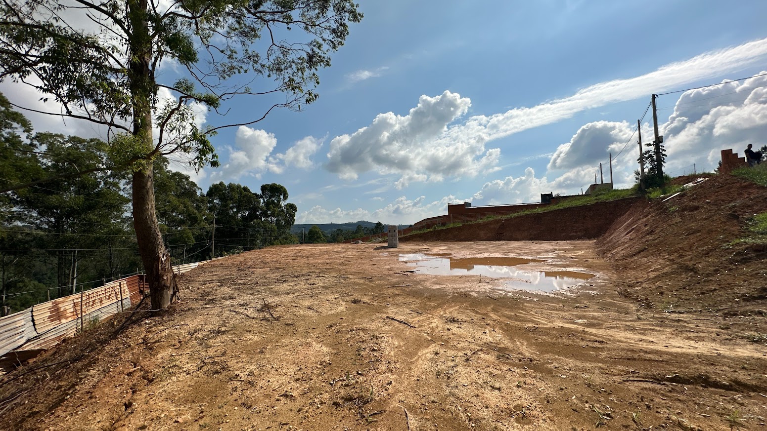 Terreno de Condomínio em Mairinque - R$ 200 mil, Cod: TE-501