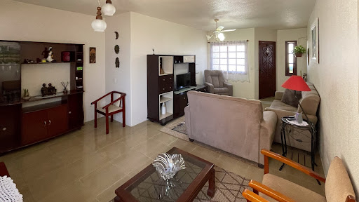 Casa no Goiás com 3 dormitórios e amplo pátio - Foto 6