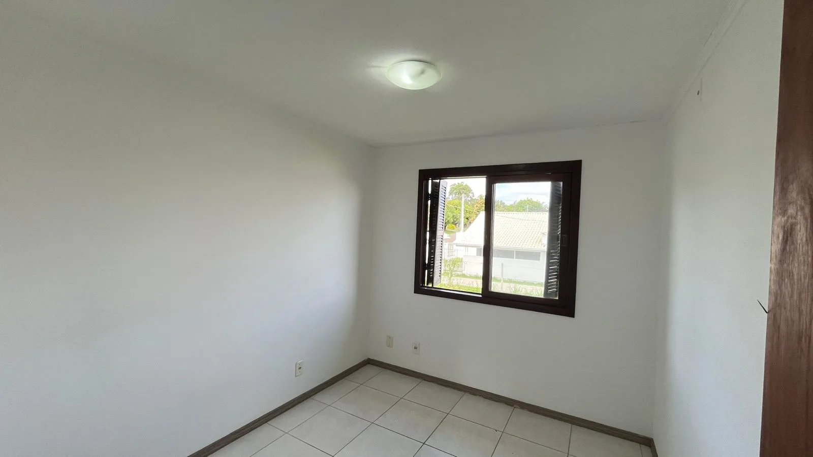 Duplex no bairro Arroio Grande com 3 dormitórios, sendo 1 suíte - Foto 14