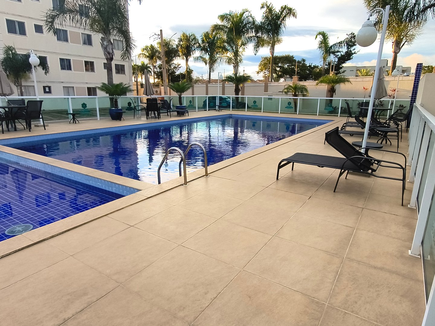 Apto de 2/4-Candeias - Locação