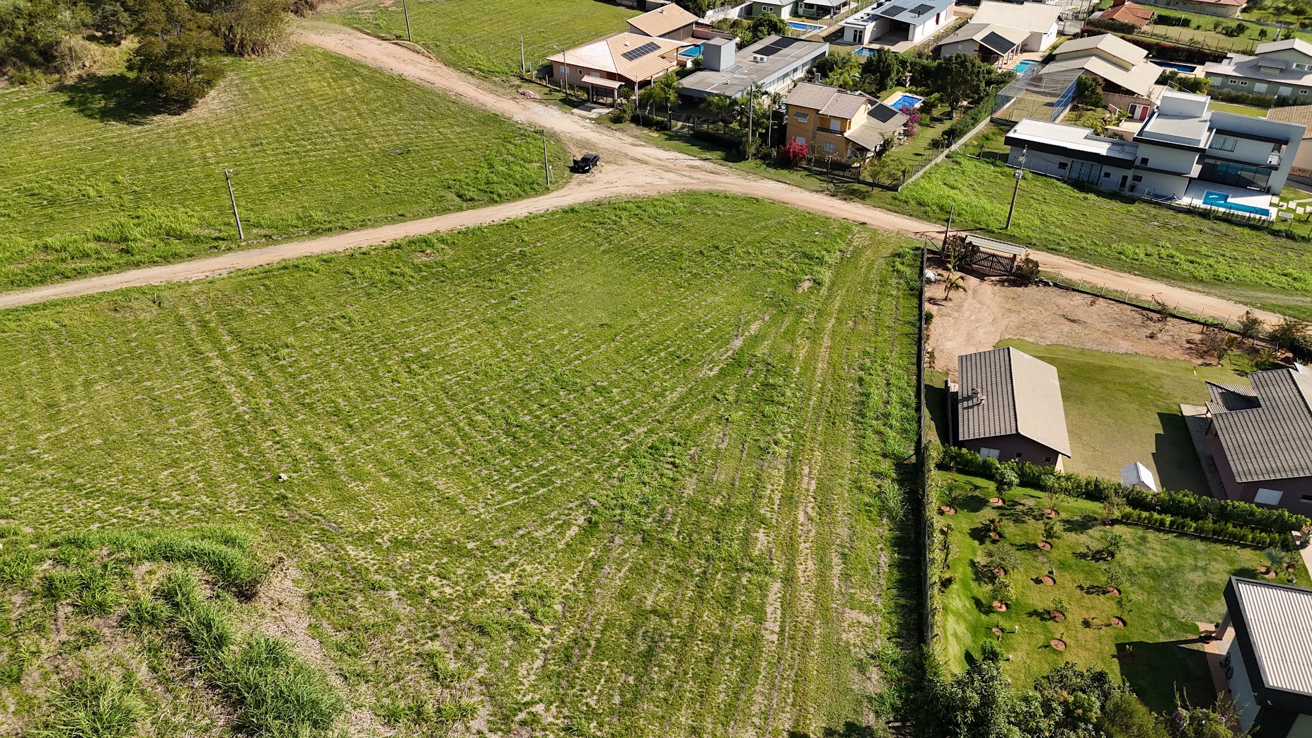 Terreno de Condomínio - Mairinque - R$ 320 mil, Cod: TE-395