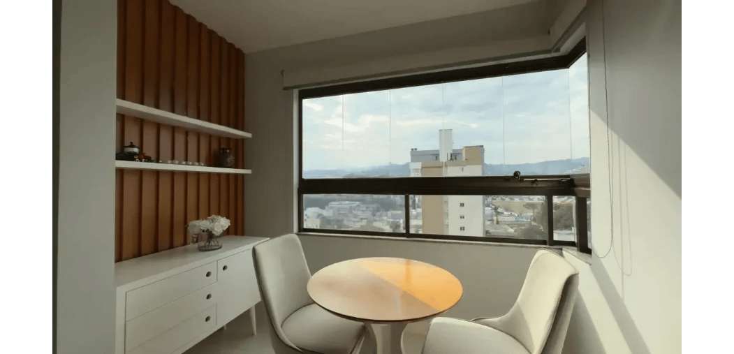 Cobertura mobiliada e plana de alto padrão com 3 dormitórios e 2 vagas de garagem - Foto 7