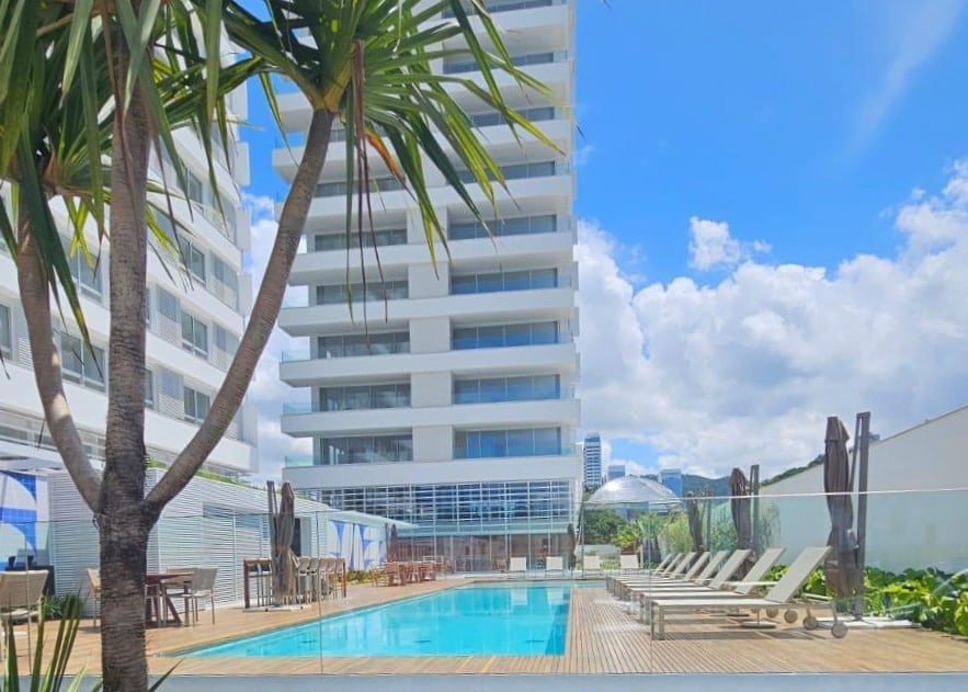 Apartamento Vista Mar no Edifício Riva à venda na Praia Brava