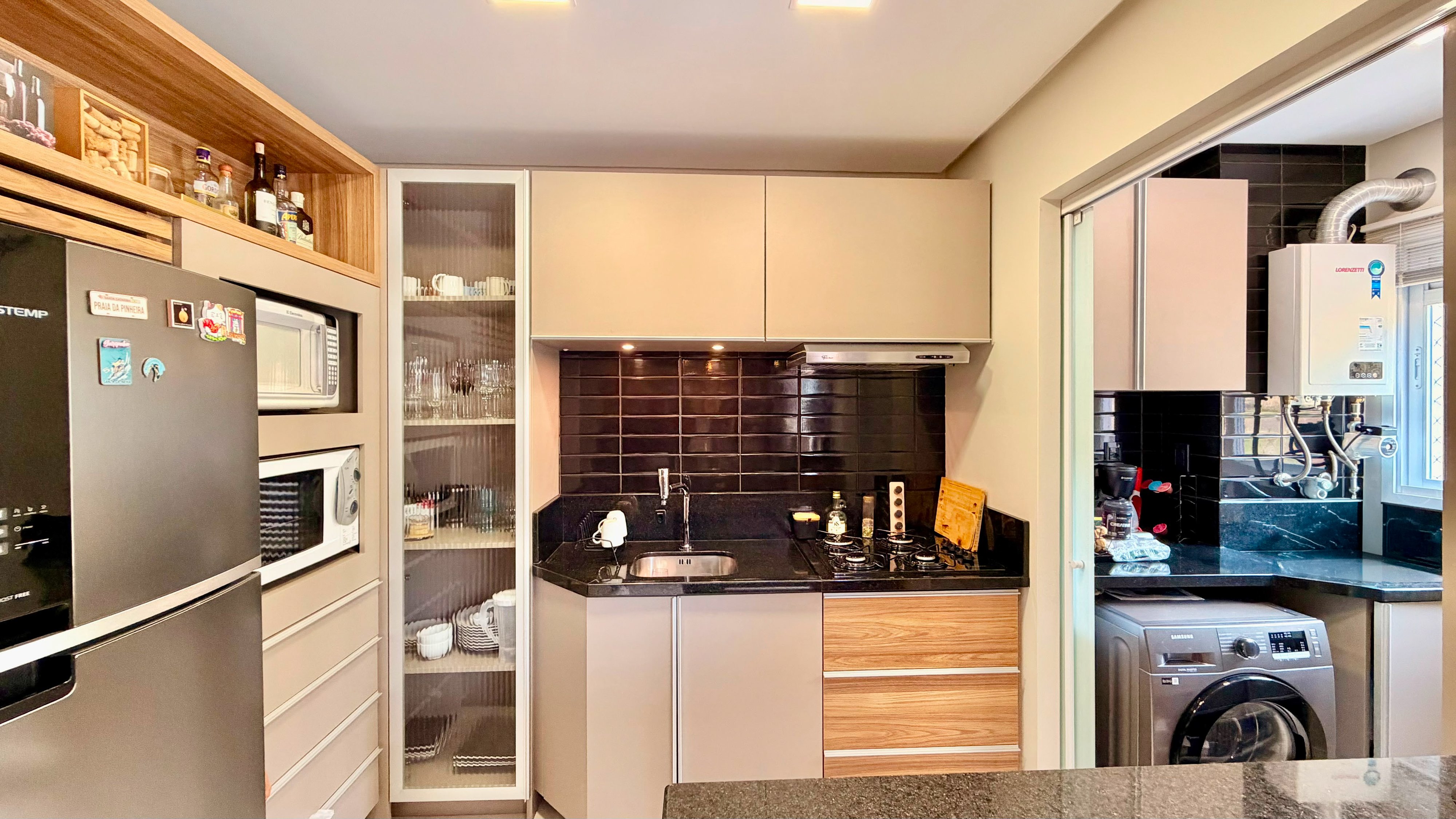 Apartamento no Centro com 2 Dormitórios e Suíte - Foto 3