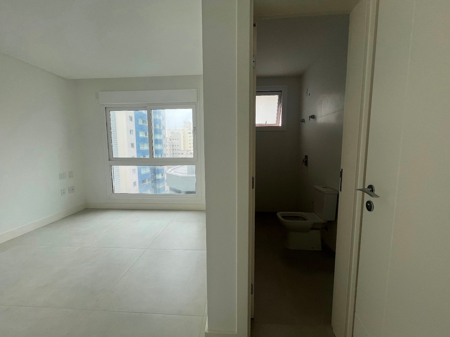 Apartamento no Edifício Camboas Residence à venda em Balneário Camboriú — foto 13