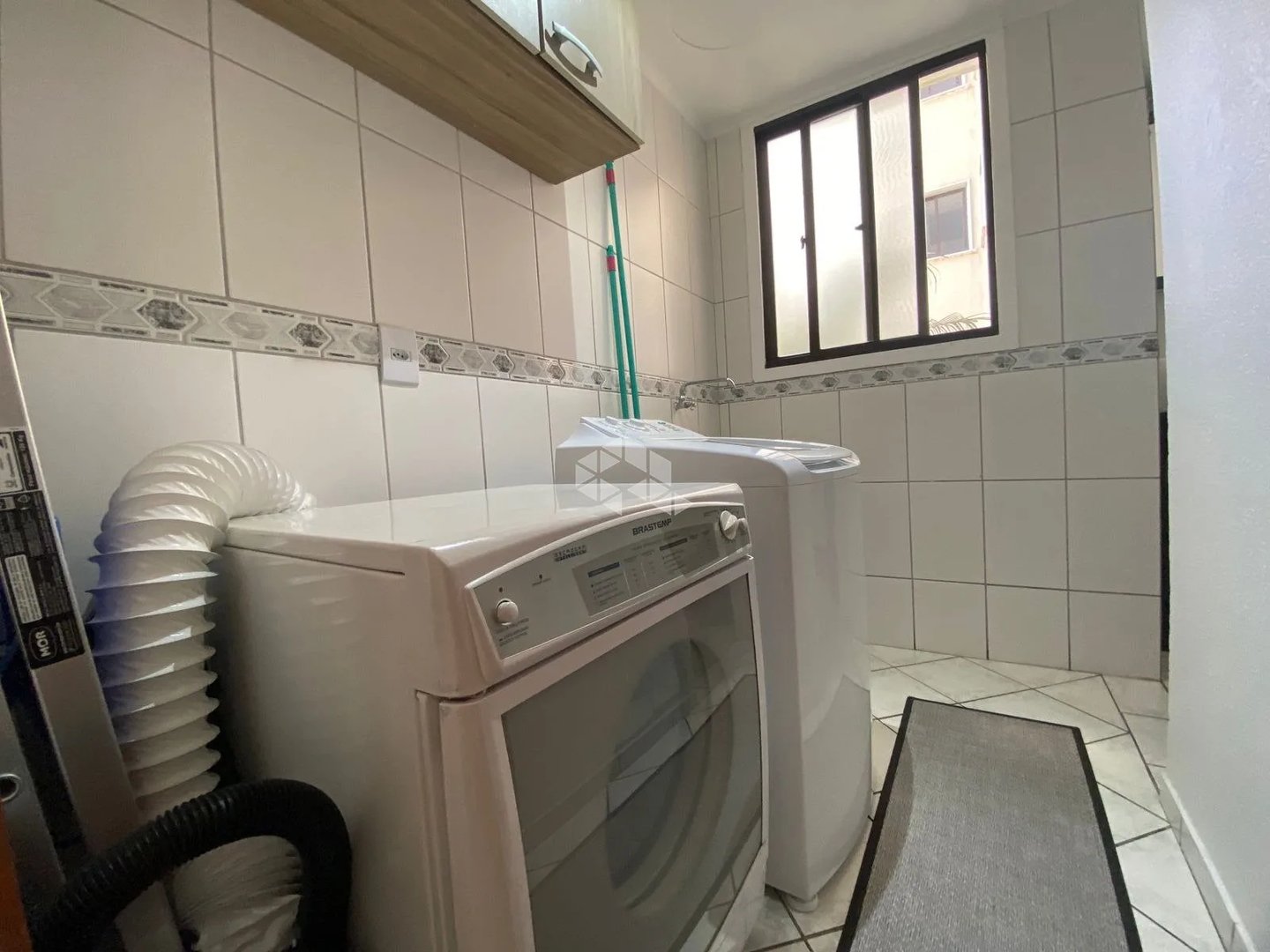 Apartamento com 2 quartos, 2 vagas e 75.92m² - Foto 8