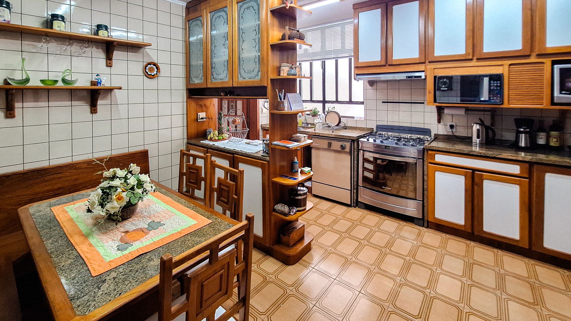 Apartamento no Edifício Dona Helena com 3 dormitórios - Foto 9