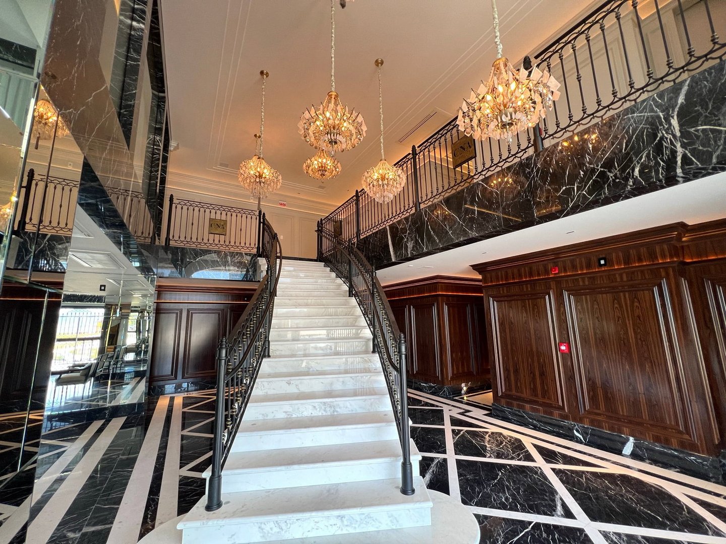 Apartamento no Edifício Cartier Residence à venda na Meia Praia em Itapema — foto 3