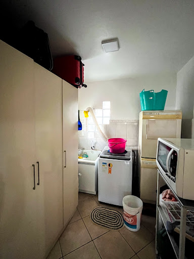 Casa no Centro com 5 dormitórios e Suíte - Foto 20