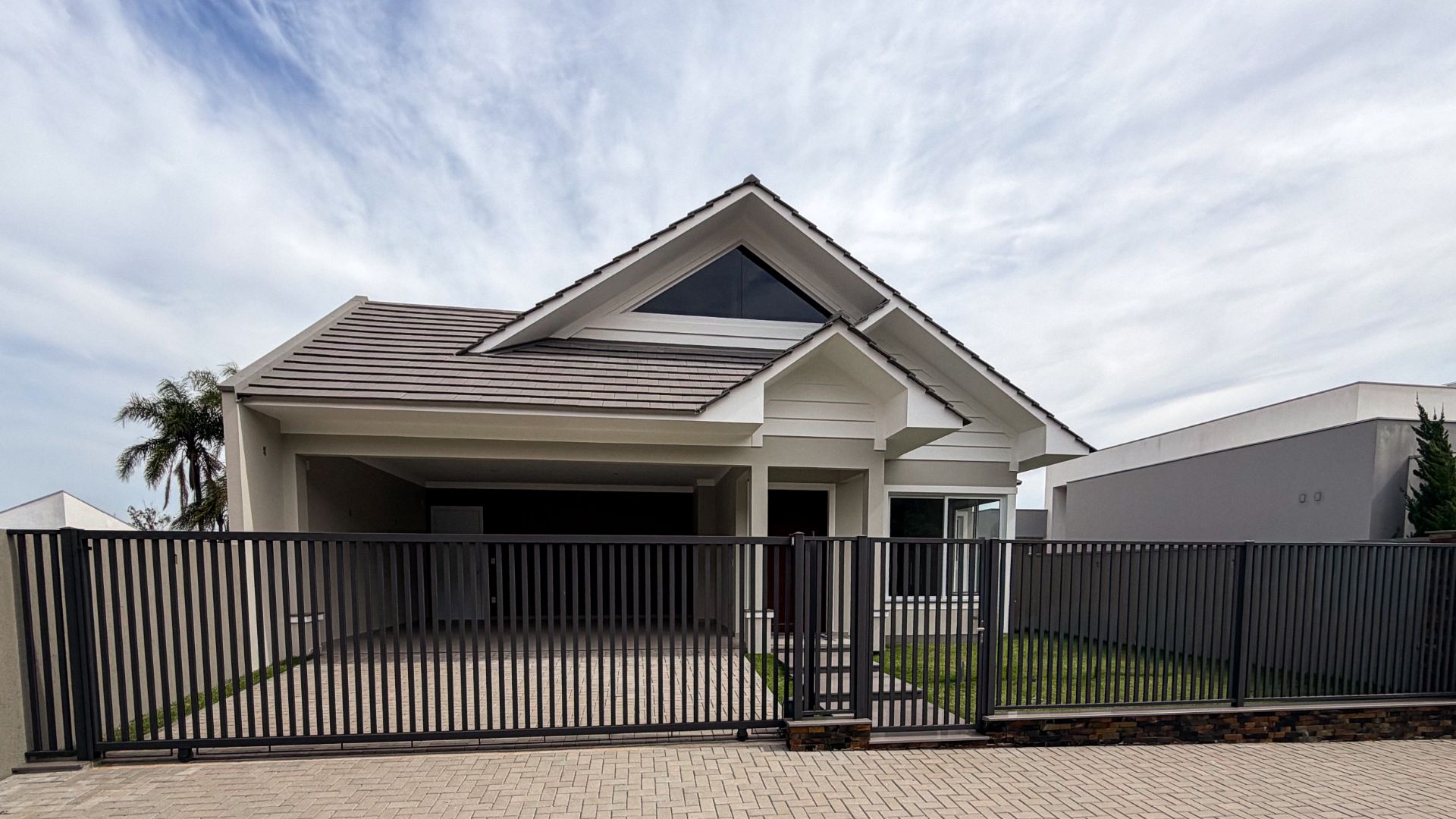 Casa no Royal Country com 3 dormitórios e pátio com piscina - Foto 18