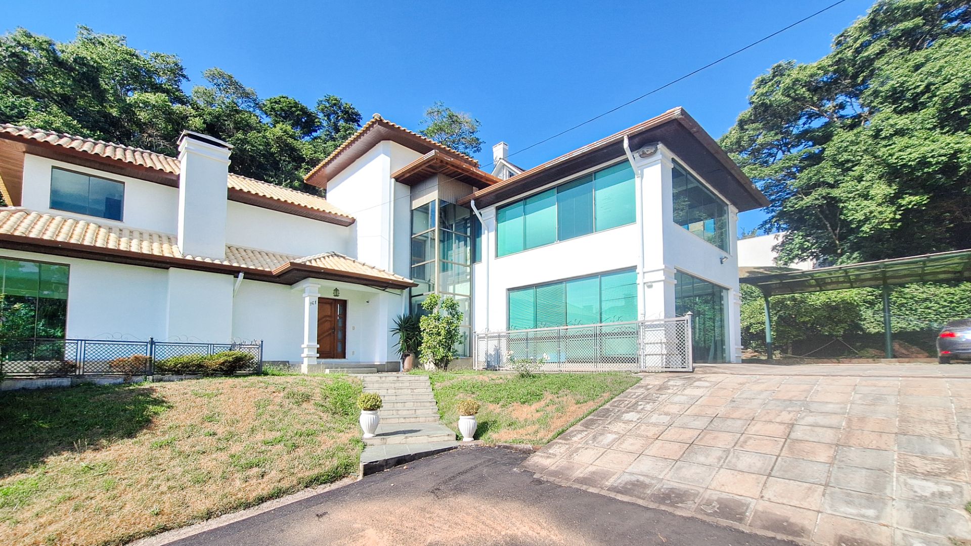 Casa no Costa Norte com 4 Suítes e pátio amplo