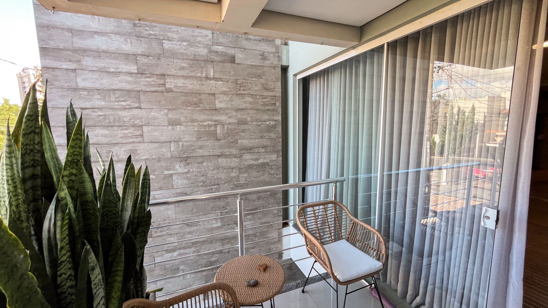 Apartamento no Santo Inácio com 3 dormitórios e sacada - Foto 16