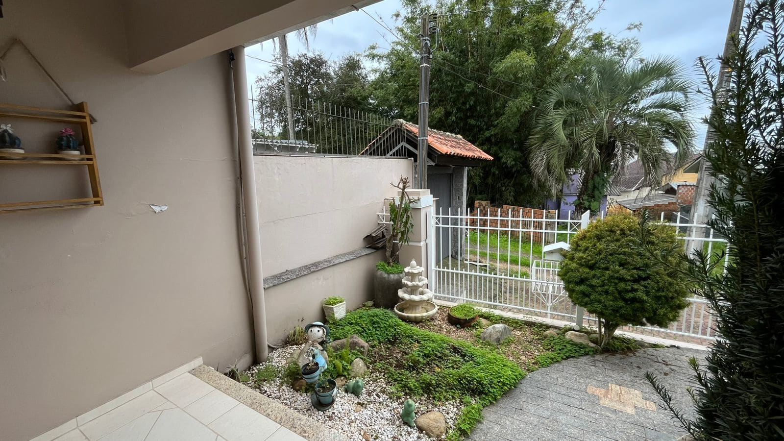 Casa 3 dormitórios com 2 banheiros - Foto 16