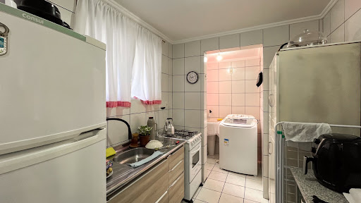 Apartamento no Centro com 1 dormitório e sacada - Foto 11