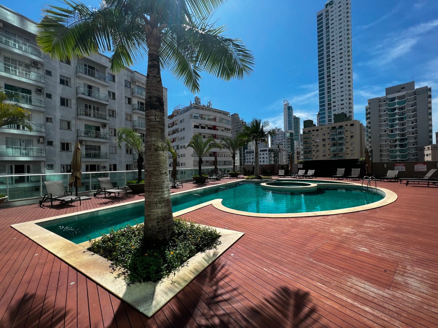 Apartamento no Edifício Le Parc à venda em Balneário Camboriú — foto 32
