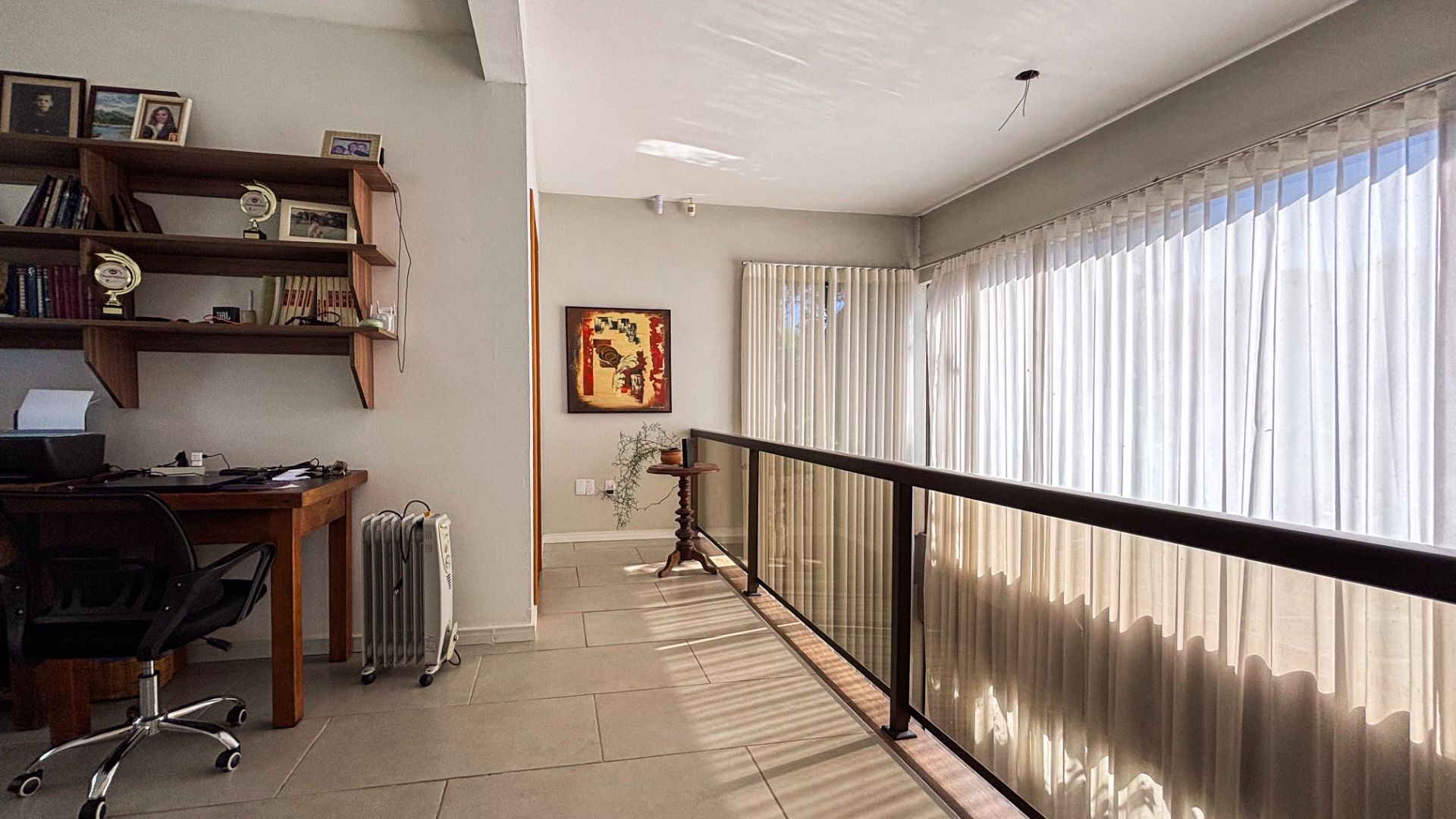 Excelente casa no Jardim Hortênsias - Foto 14