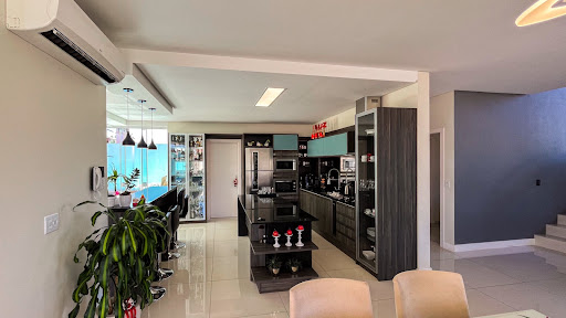Casa no Goiás com 3 dormitórios, closet e piscina - Foto 12
