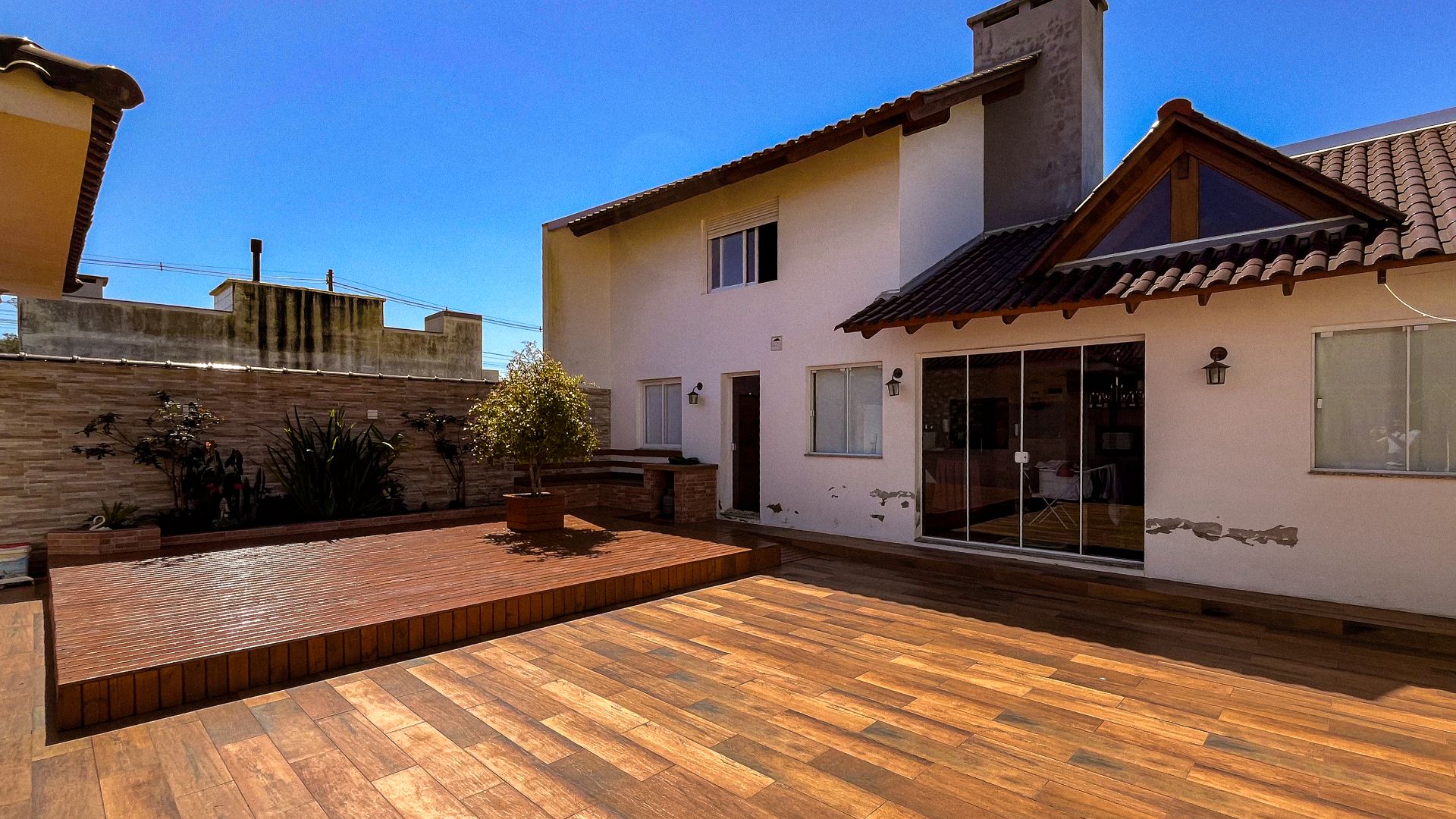 Casa no Belo Horizonte com 3 dormitórios e suíte