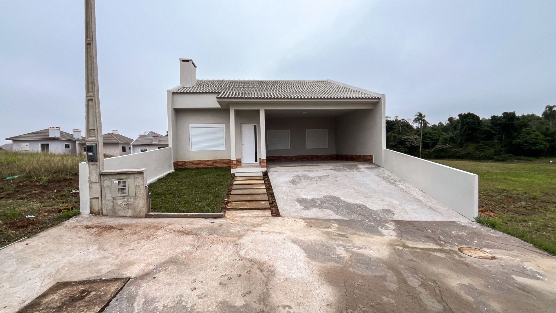 Casa no Parque das Palmeiras com 3 dormitórios e Suíte