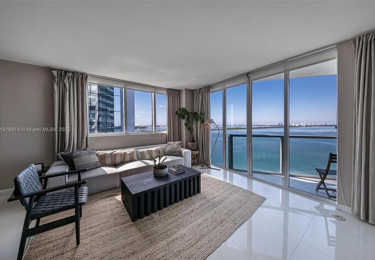 APARTAMENTO MIAMI - 82417995 — foto 5
