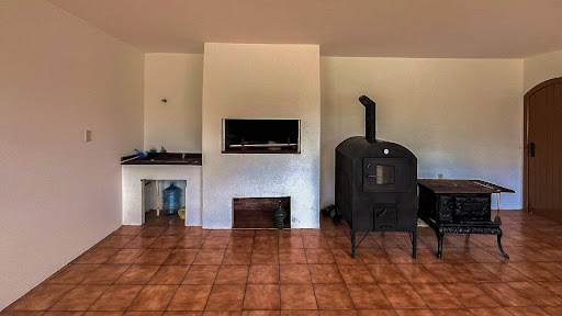 Casa de esquina no Centro com 3 dormitórios e piscina - Foto 7