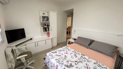 Apartamento no Luxor semimobiliado com 2 dormitórios e suíte - Foto 7