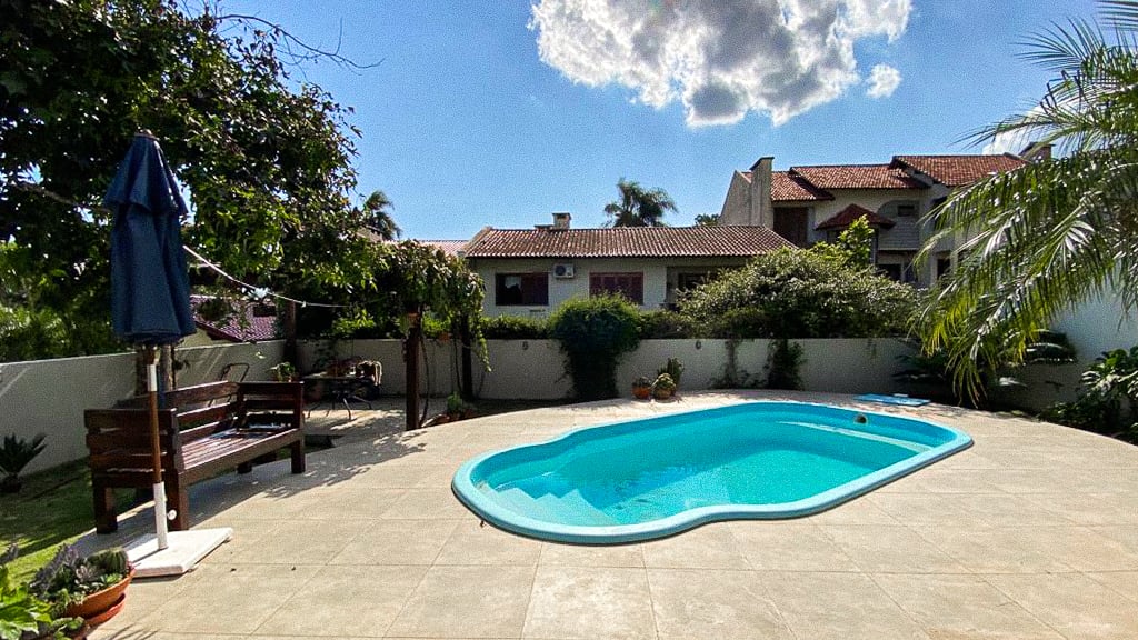 Casa no Santo Inácio com 3 dormitórios e pátio com piscina - Foto 40