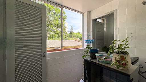 Apartamento no Centro com 2 dormitórios e 2 vagas de garagem - Foto 9