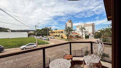 Duplex no Santo Inácio com 3 dormitórios e pátio amplo - Foto 12