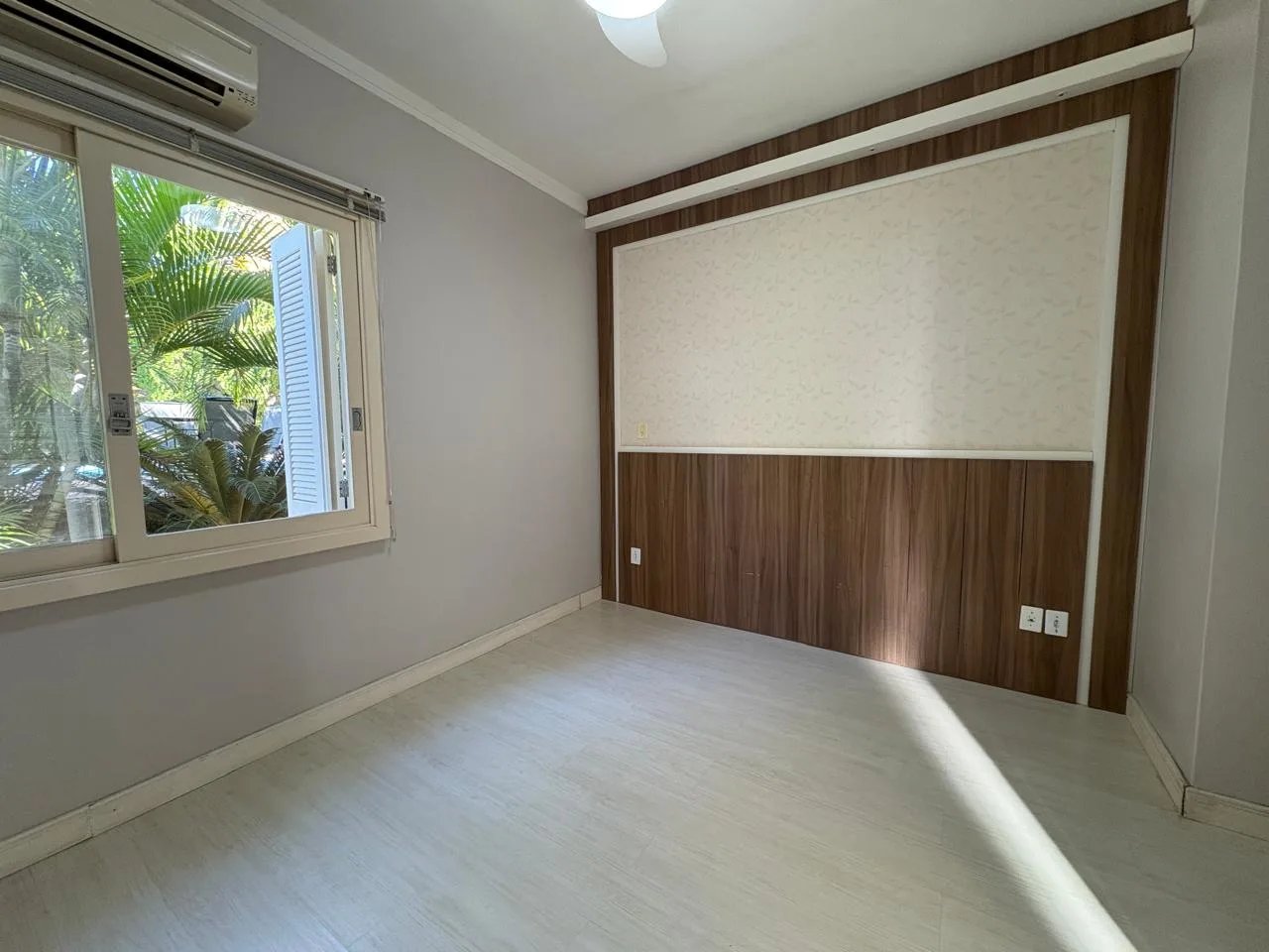 Casa Térrea de 03 Dormitórios C/ 01 Suíte, com Salão de Festas e Piscina  - Foto 10