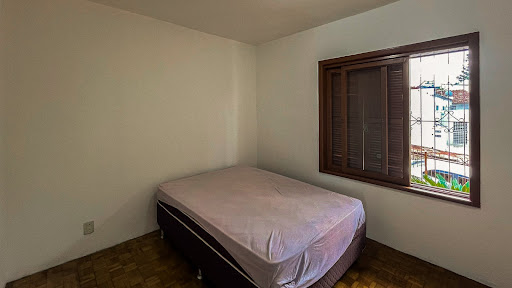 Casa de esquina no Centro com 3 dormitórios e piscina - Foto 13